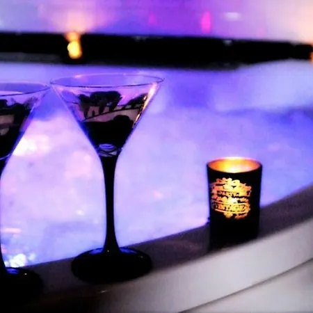 Romantique Avec Jacuzzi Et Terrasse Perpiñán