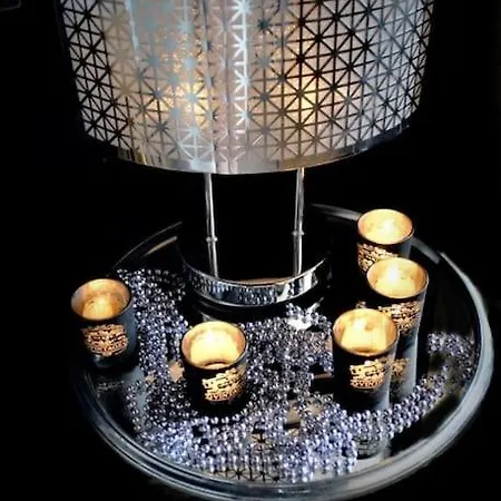 Romantique Avec Jacuzzi Et Terrasse