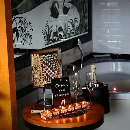Apartamento Romantique Avec Jacuzzi Et Terrasse